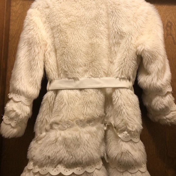 “1989 PLACE” GIRL’S COAT EUC - Picture 2 of 4